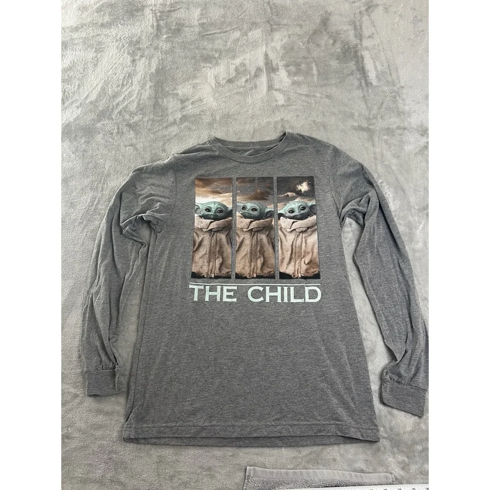 Star Wars Mens Shirt Small Gray He The Child Grogu Baby Yoda Graphic Long Sleeve